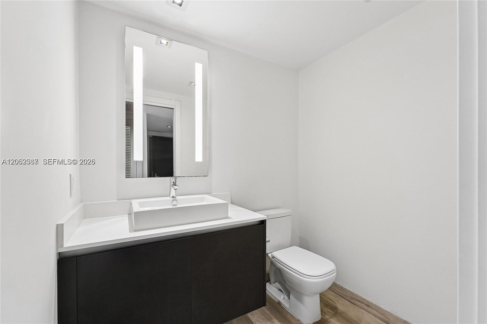 1451 Brickell Ave # 2506