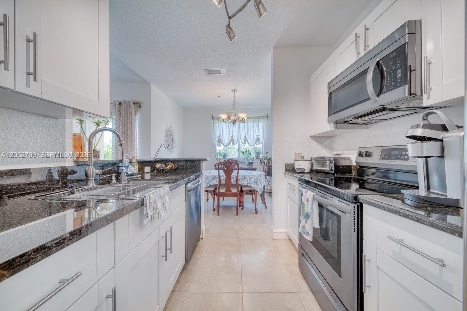 21130 SW 87th Ave # 304