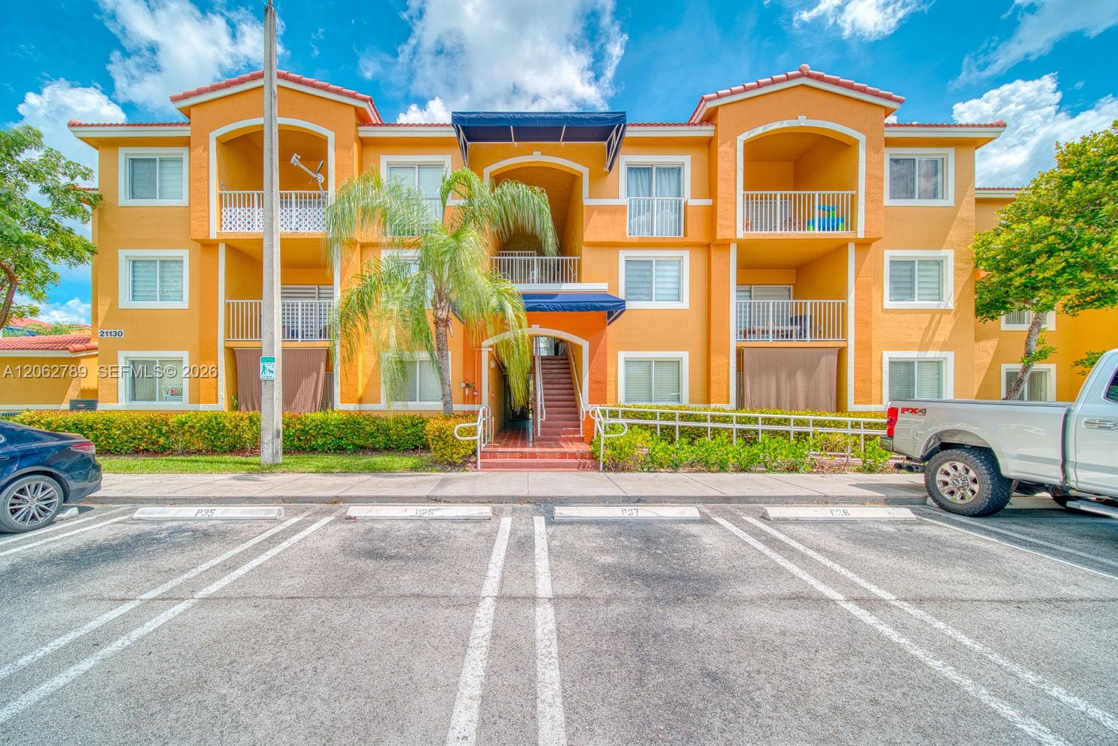 21130 SW 87th Ave # 304