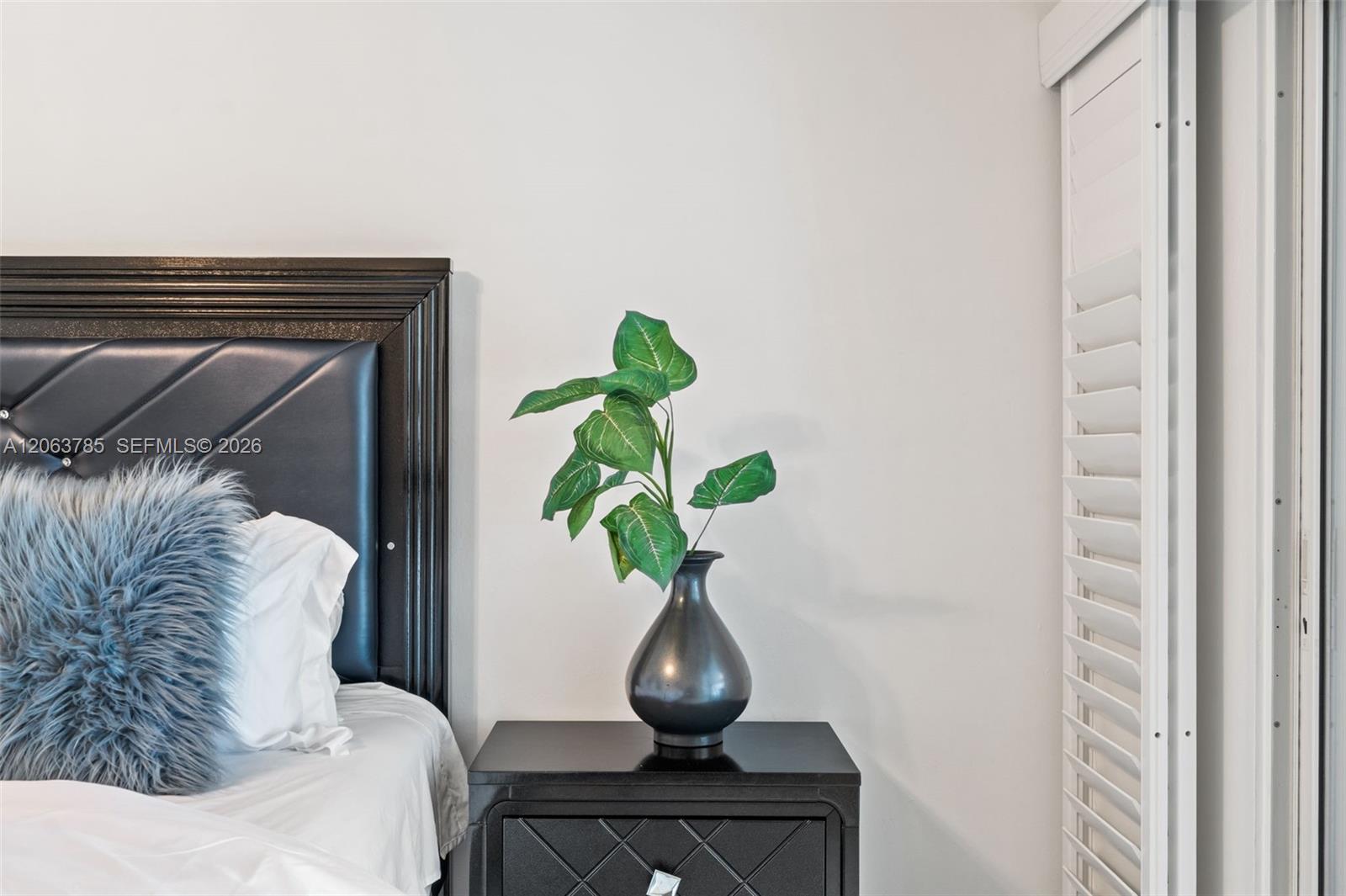 21489 SHERIDAN RUN