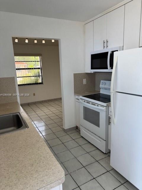 3022 SW 23rd St # 3022