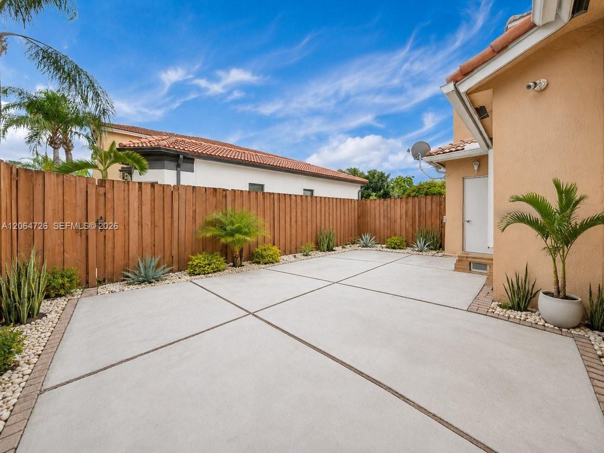 16220 SW 101st Ter
