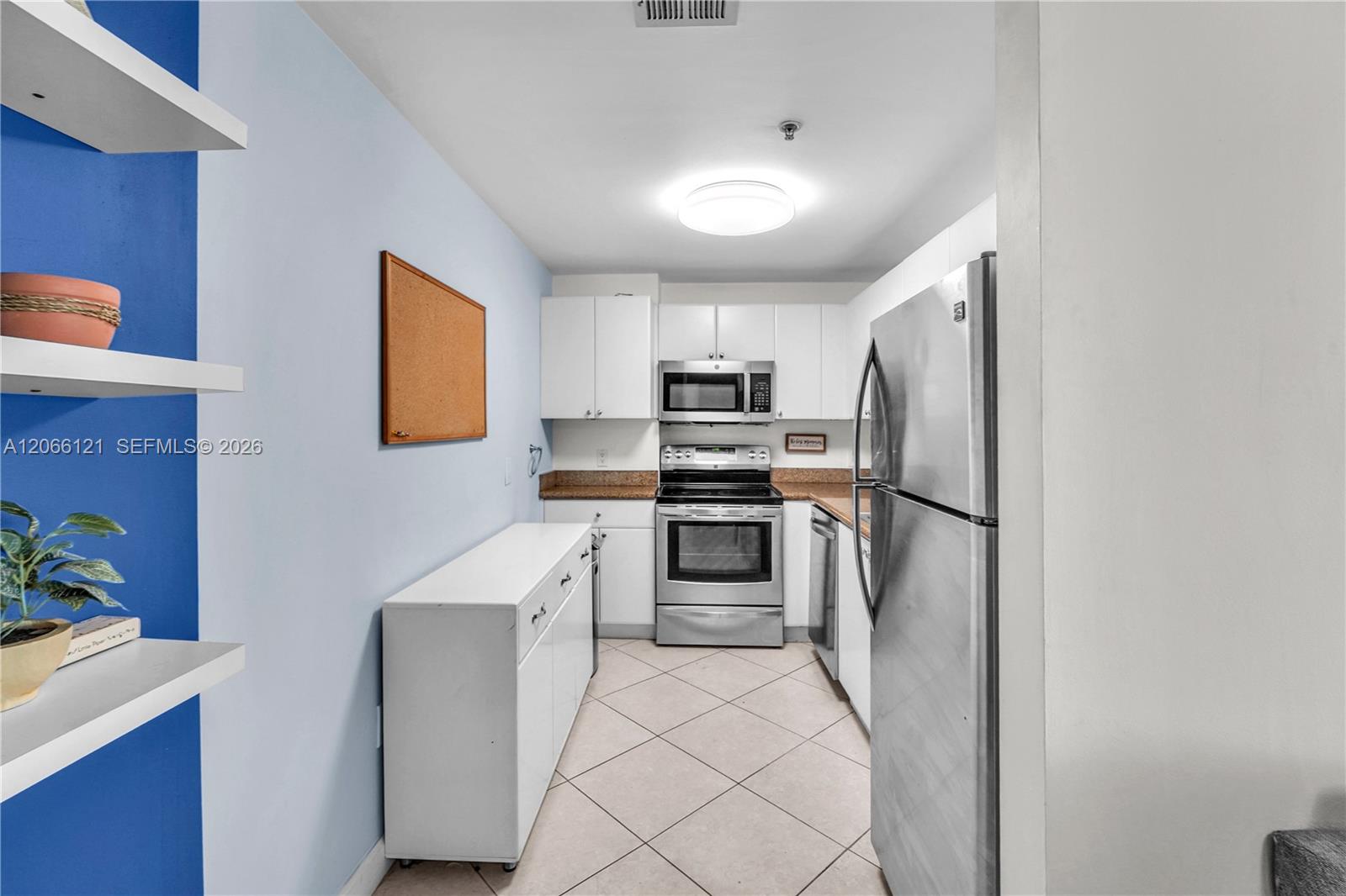 2280 SW 32nd Ave # 403