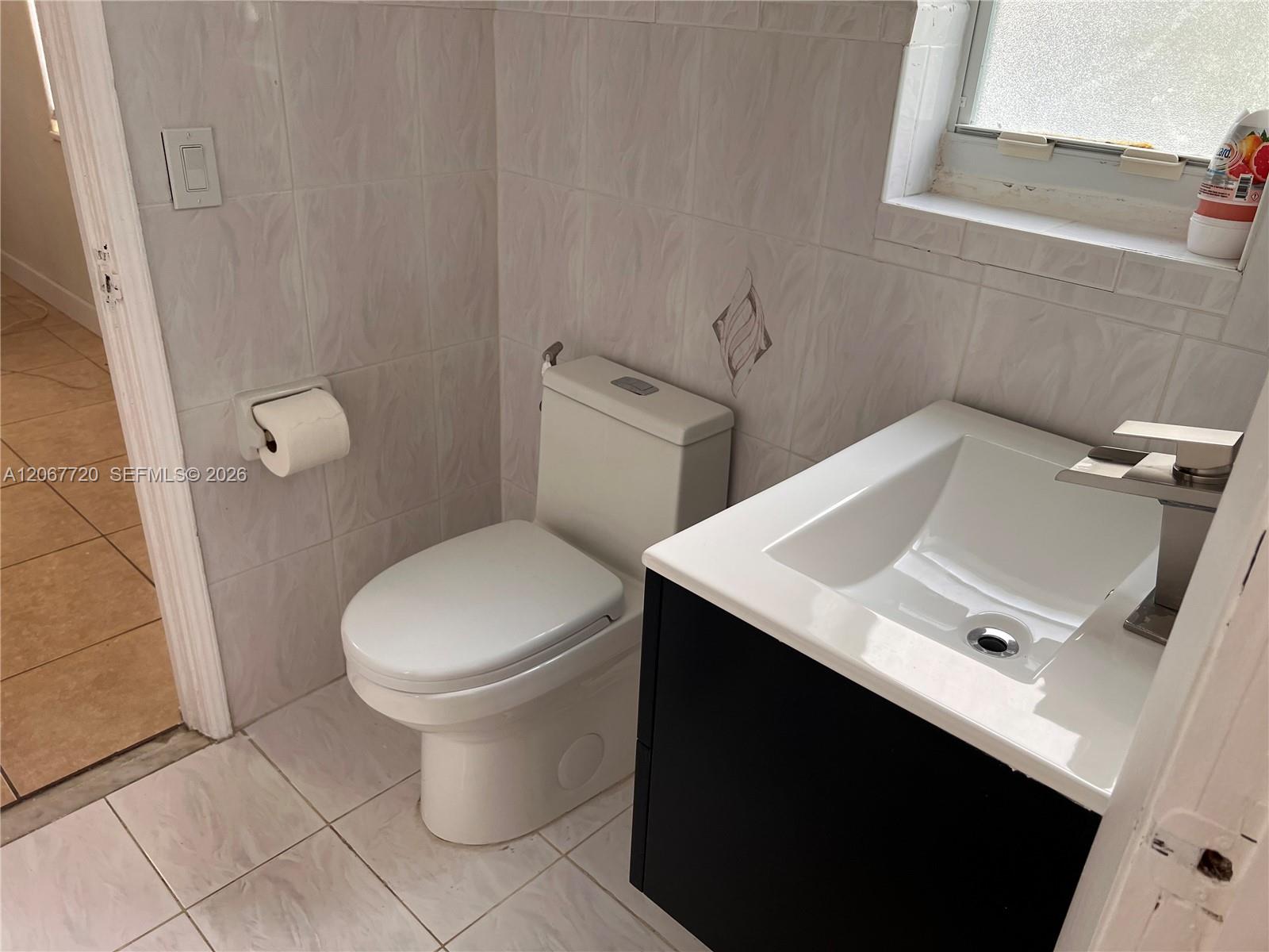 1318 NW 34th St