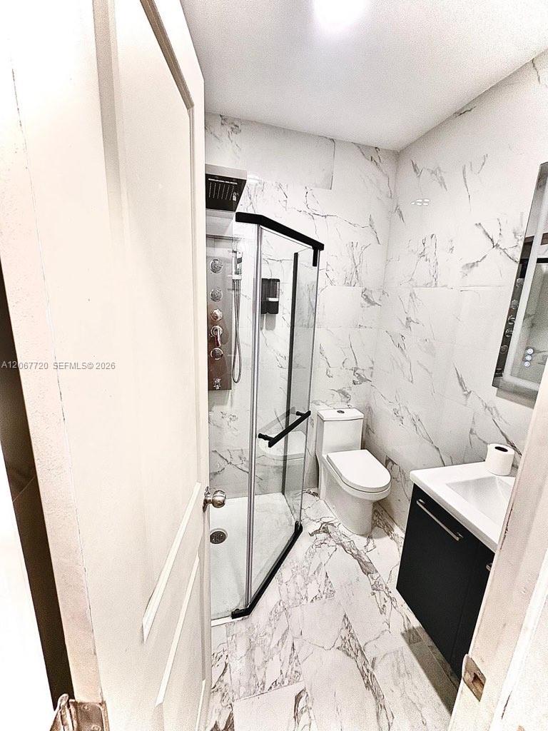 1318 NW 34th St