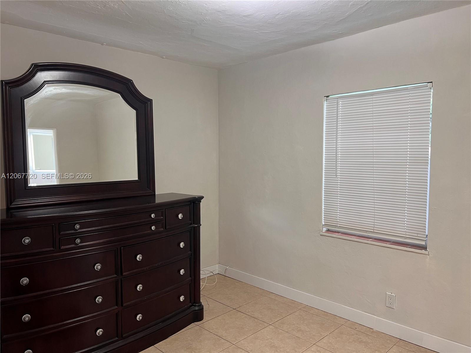 1318 NW 34th St