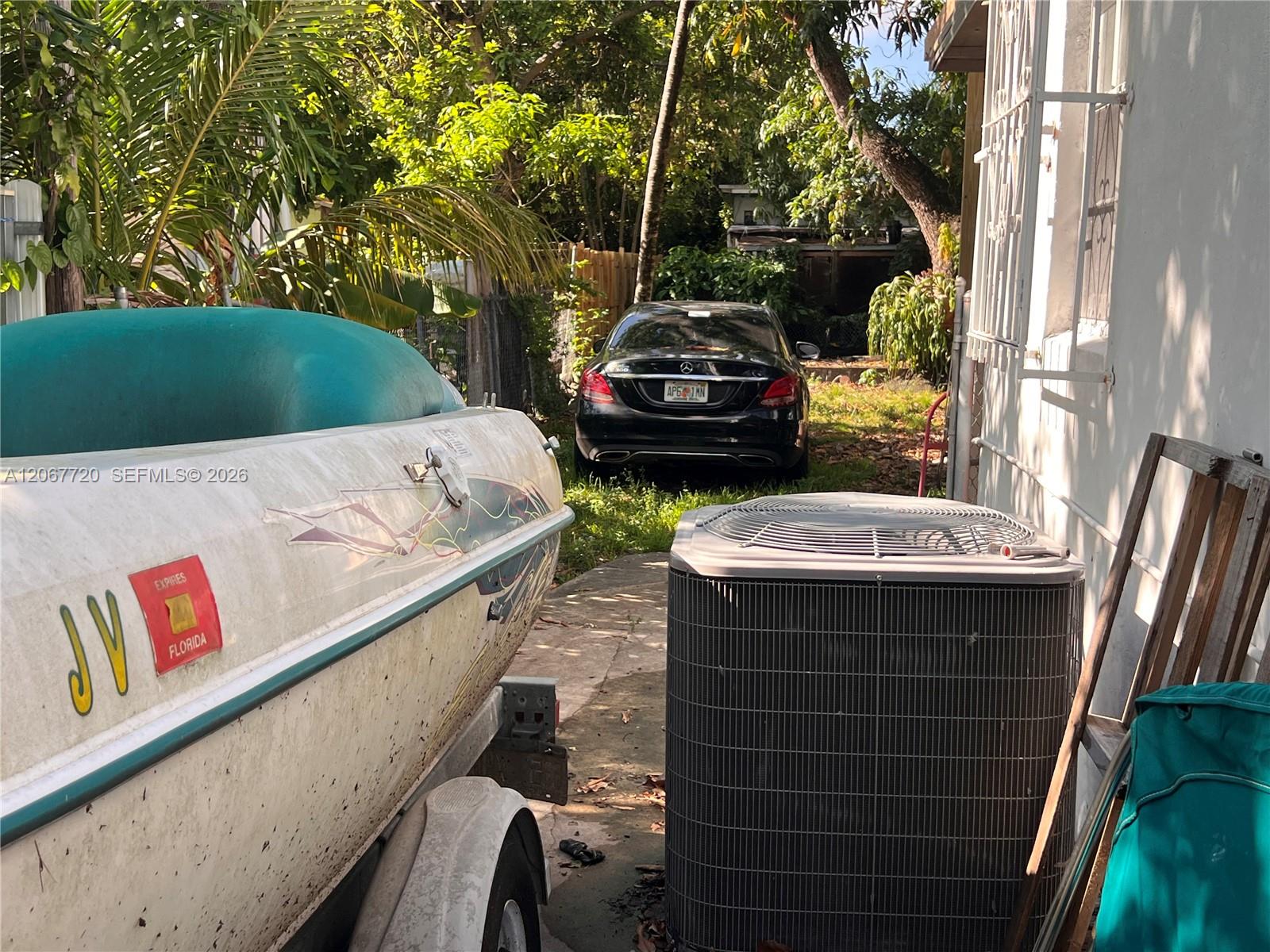 1318 NW 34th St