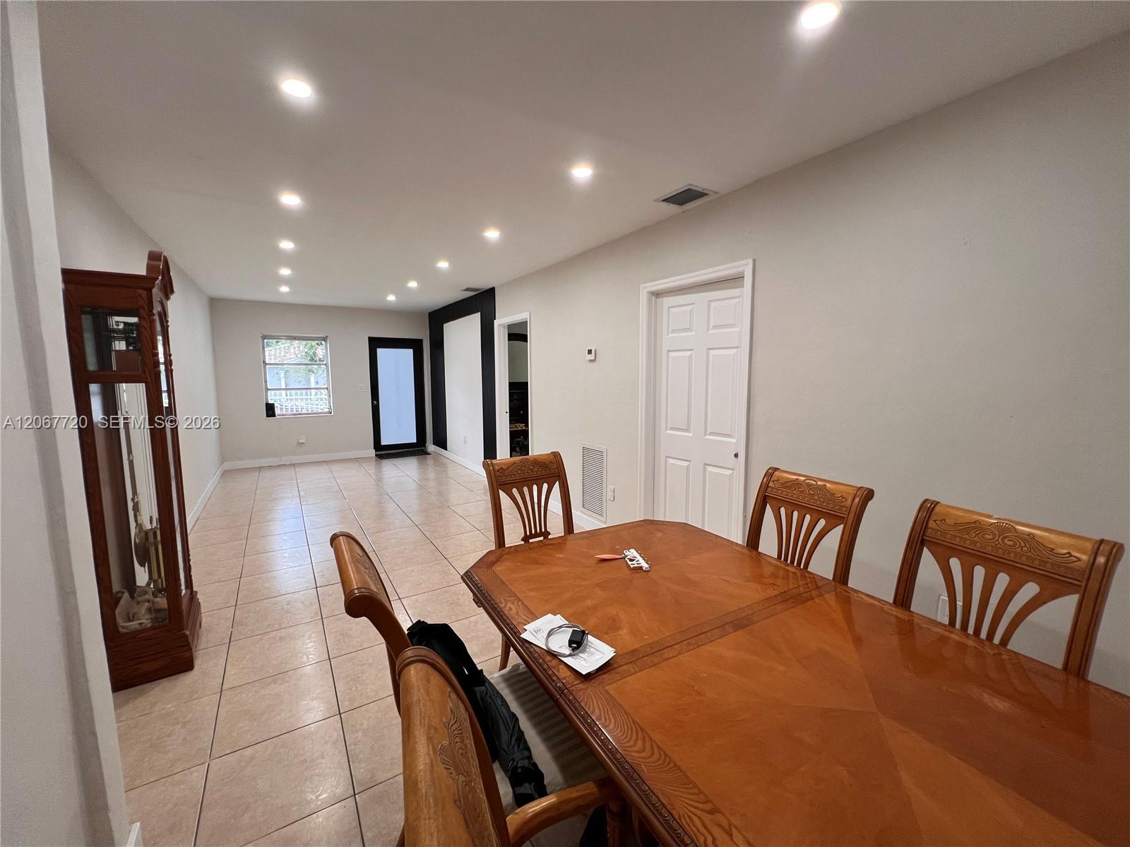 1318 NW 34th St