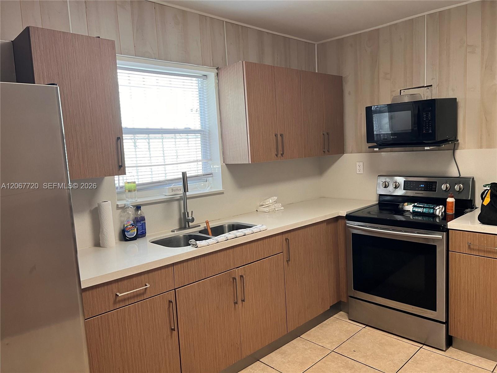 1318 NW 34th St