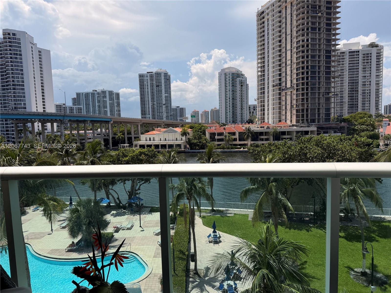 19390 Collins Ave # 509
