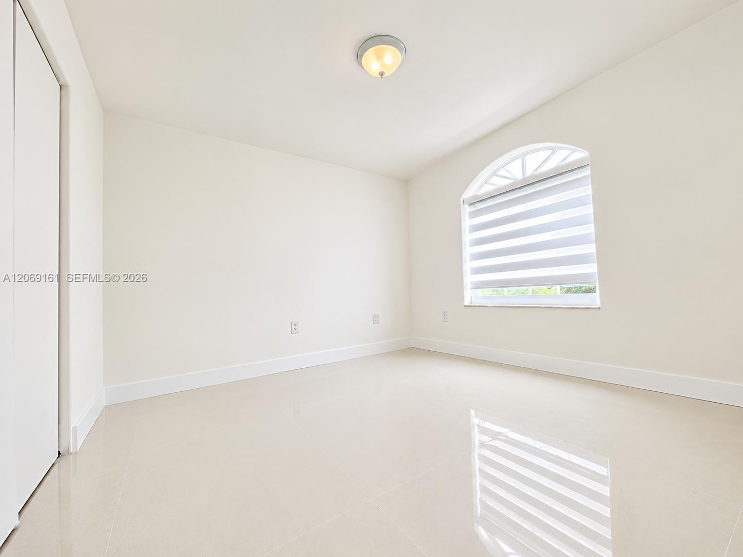 1063 SW 142nd Ave # 1063