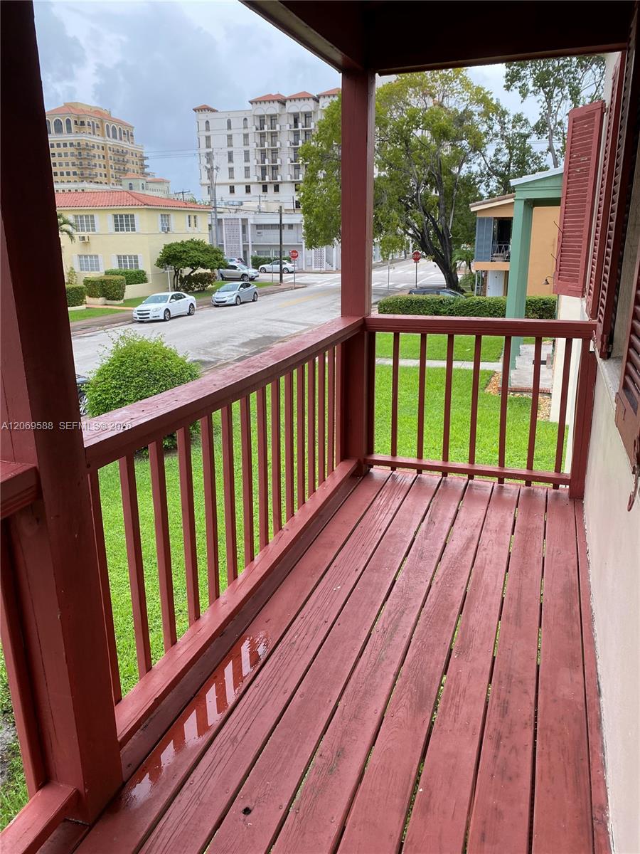 33 Madeira Ave # 3