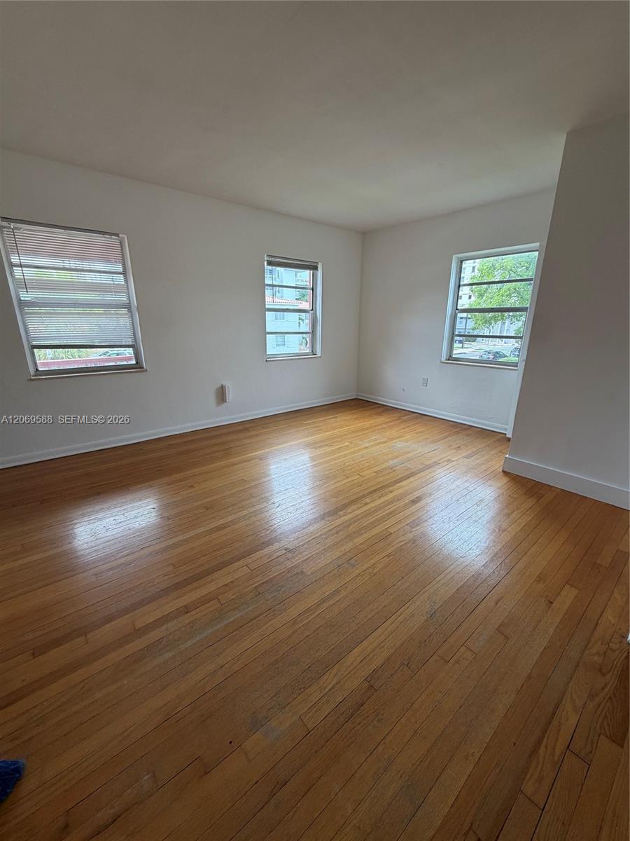 33 Madeira Ave # 3