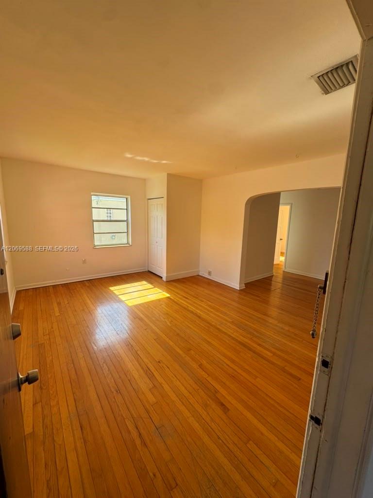 33 Madeira Ave # 3