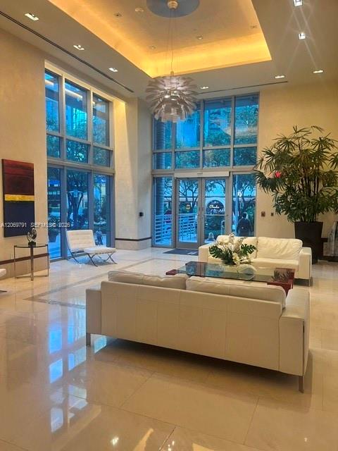 1060 Brickell Ave # 2217