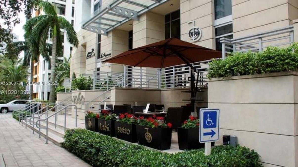 1060 Brickell Ave # 2217