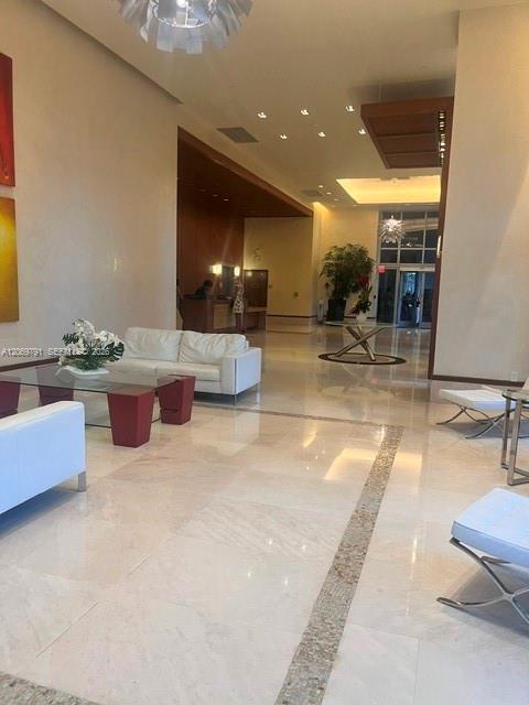 1060 Brickell Ave # 2217