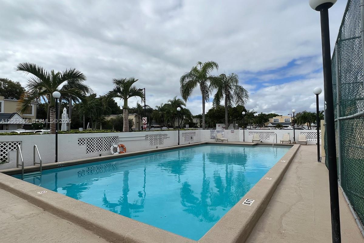 4500 SW 68th Ct Cir # 3 Unit: 5-3