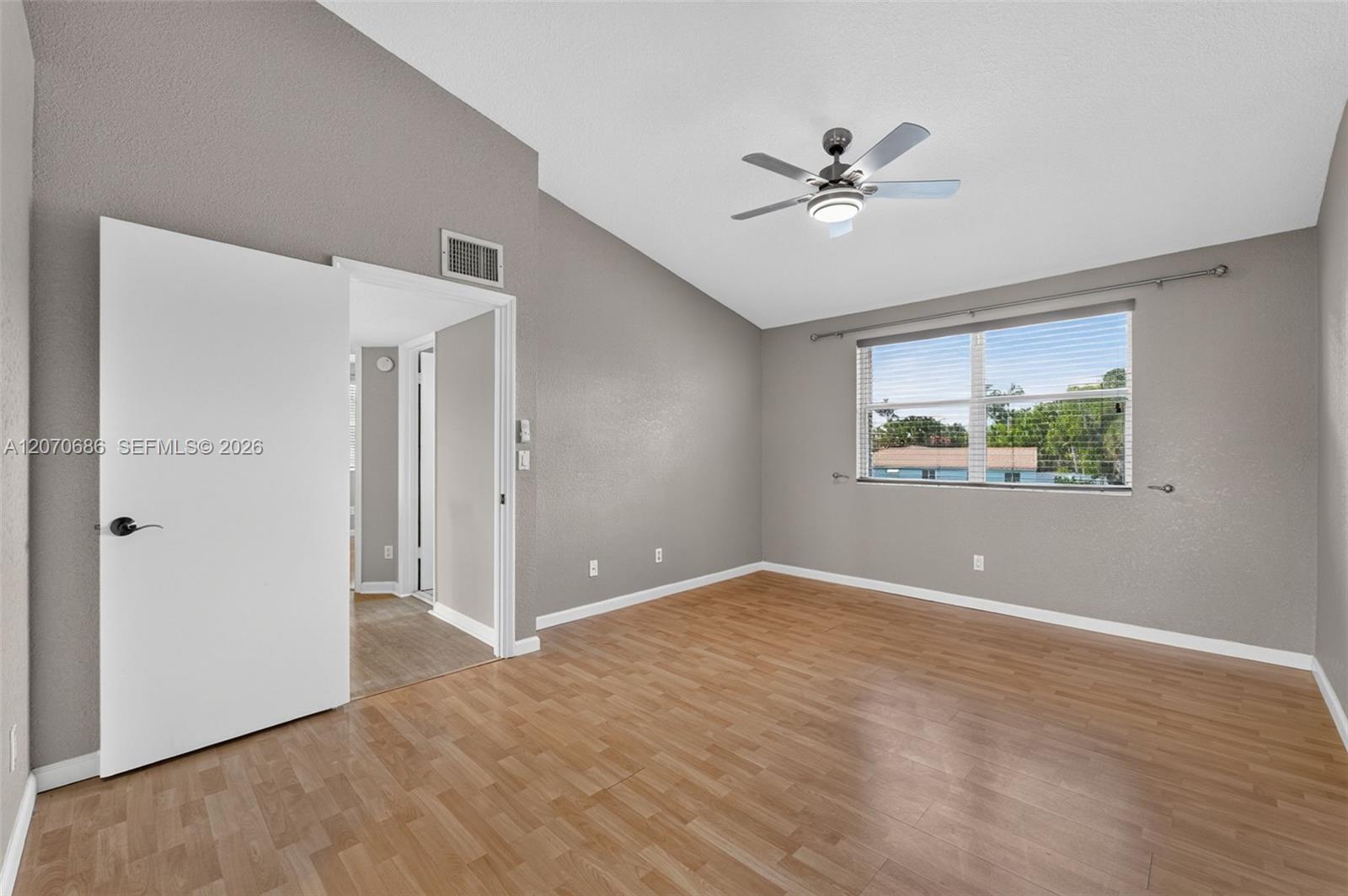 4848 Grapevine Way # 4848