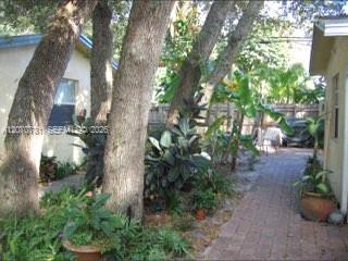 712 SW 14th Ave # 3