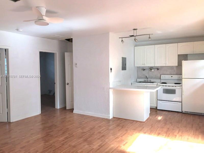 712 SW 14th Ave # 3