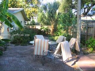 712 SW 14th Ave # 3