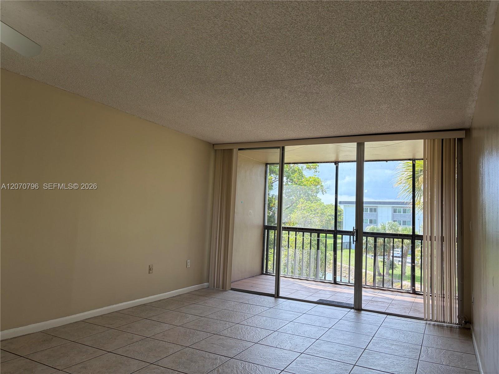 10865 SW 112th Ave # 313
