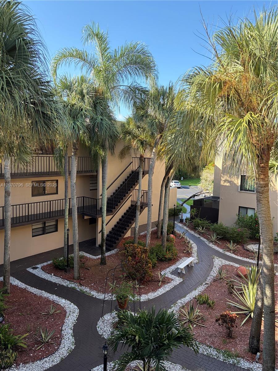 10865 SW 112th Ave # 313