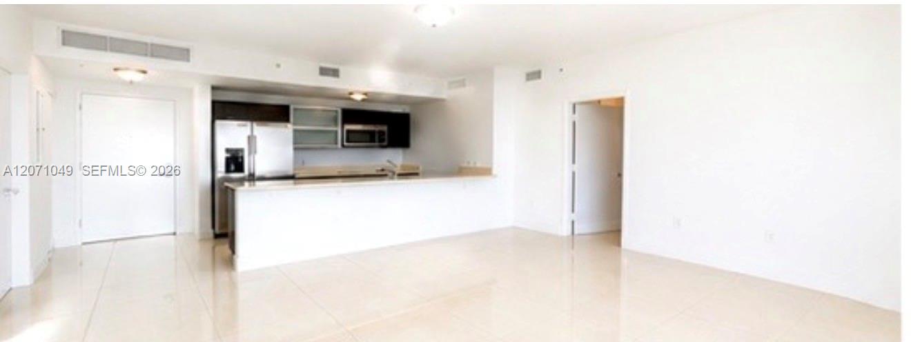 90 SW 3rd St # 3408