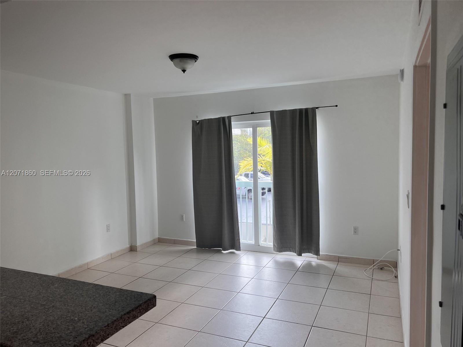 2740 SW 28th Ter # 206