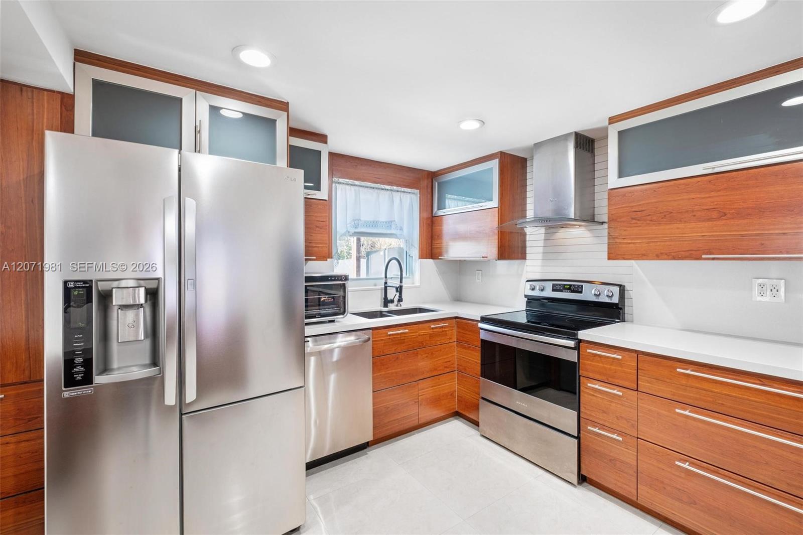 2430 SW 22nd Ter