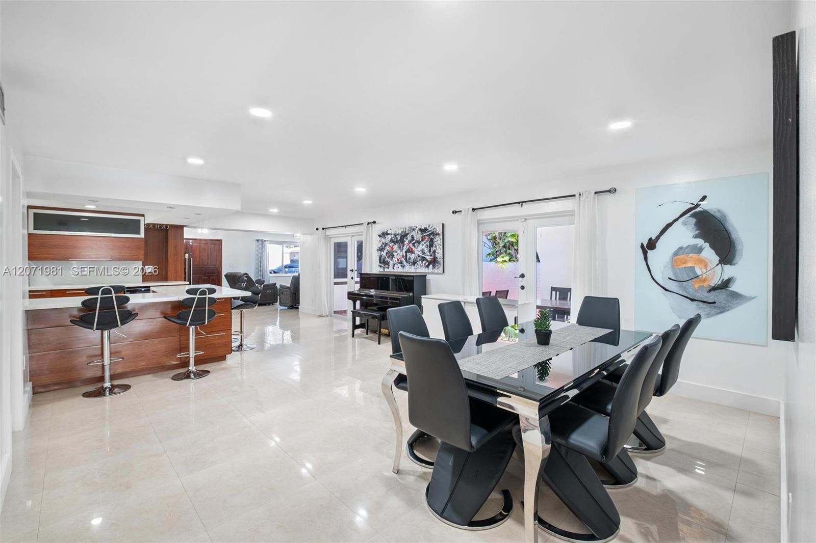 2430 SW 22nd Ter