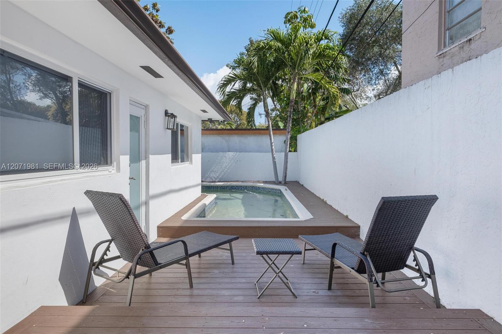 2430 SW 22nd Ter