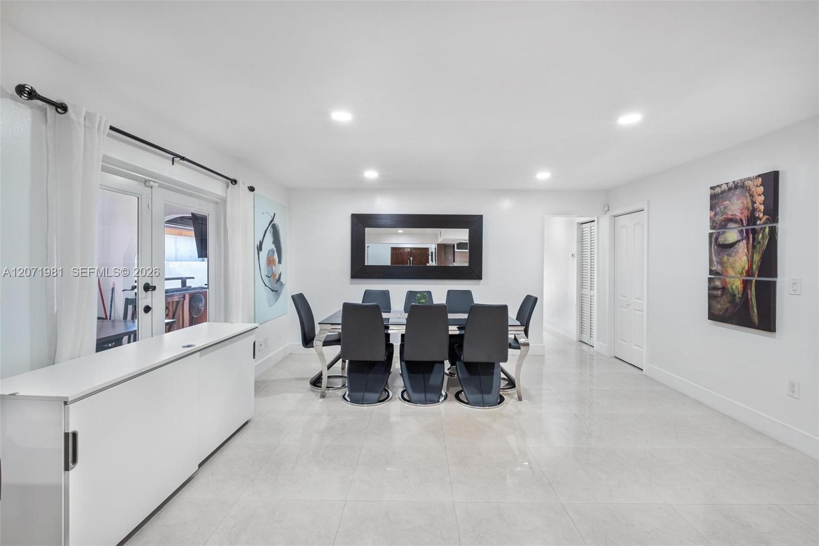 2430 SW 22nd Ter