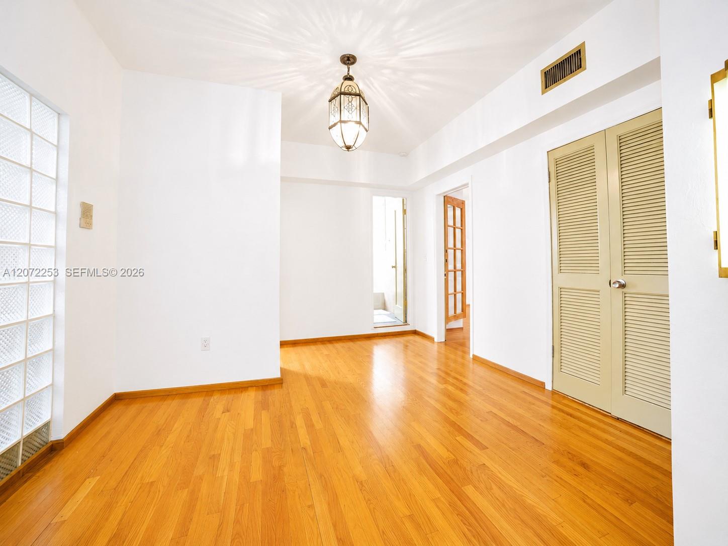 1145 Meridian Ave # 9