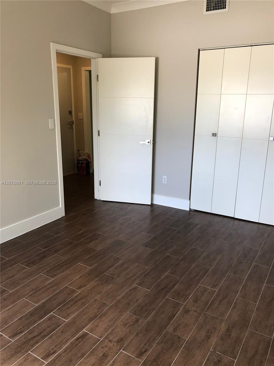 222 Sidonia Ave # 12