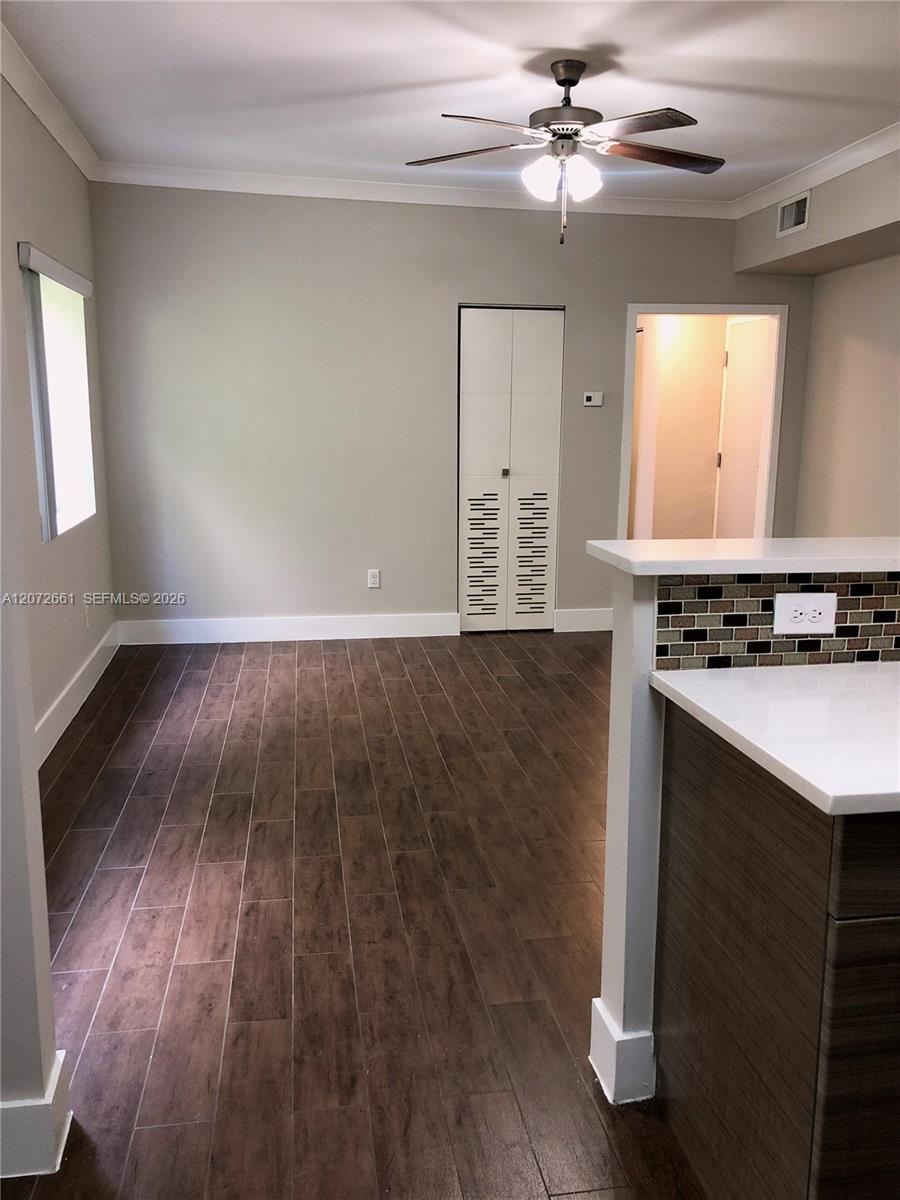 222 Sidonia Ave # 12