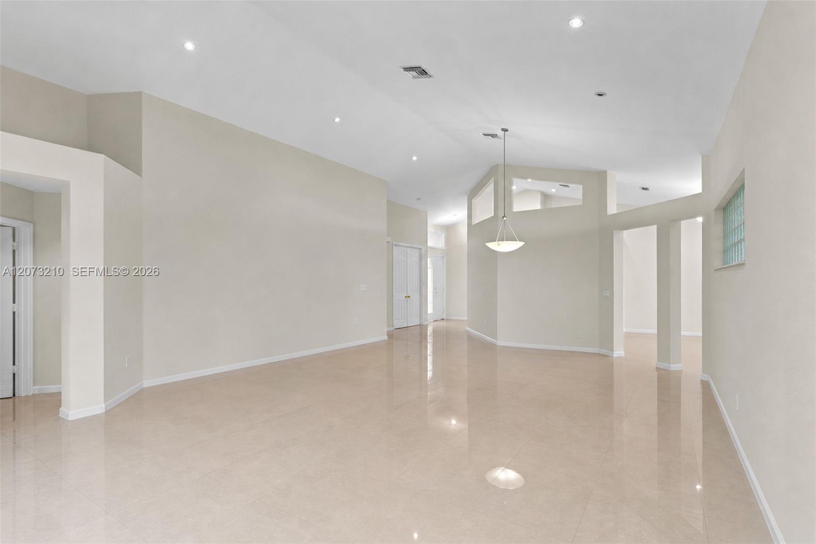 1090 SW 156th Ave