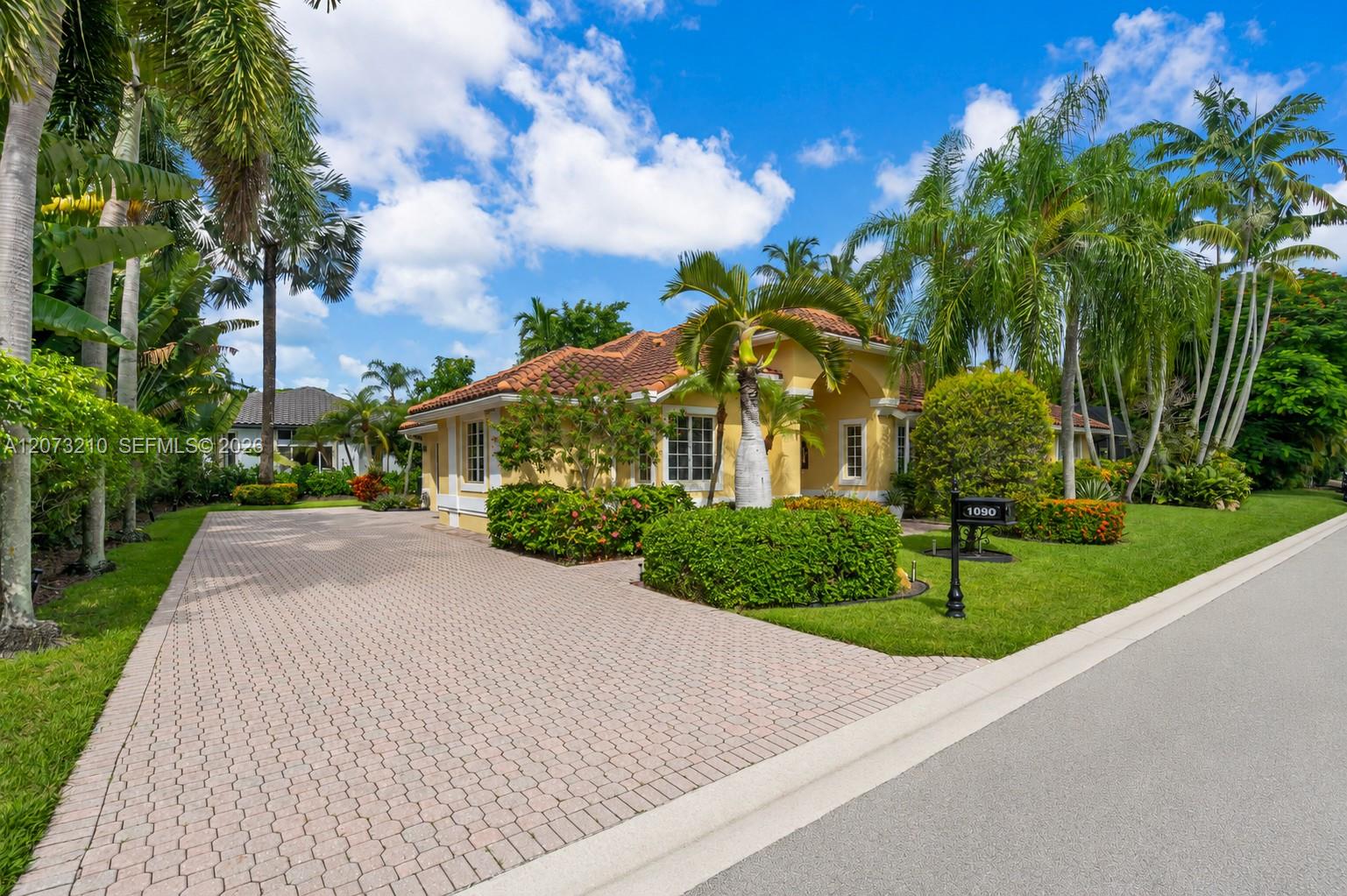 1090 SW 156th Ave