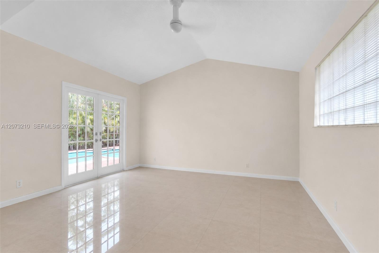1090 SW 156th Ave