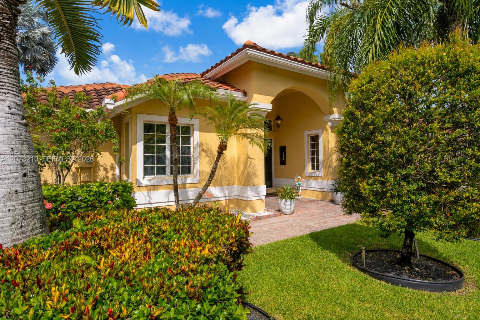 1090 SW 156th Ave