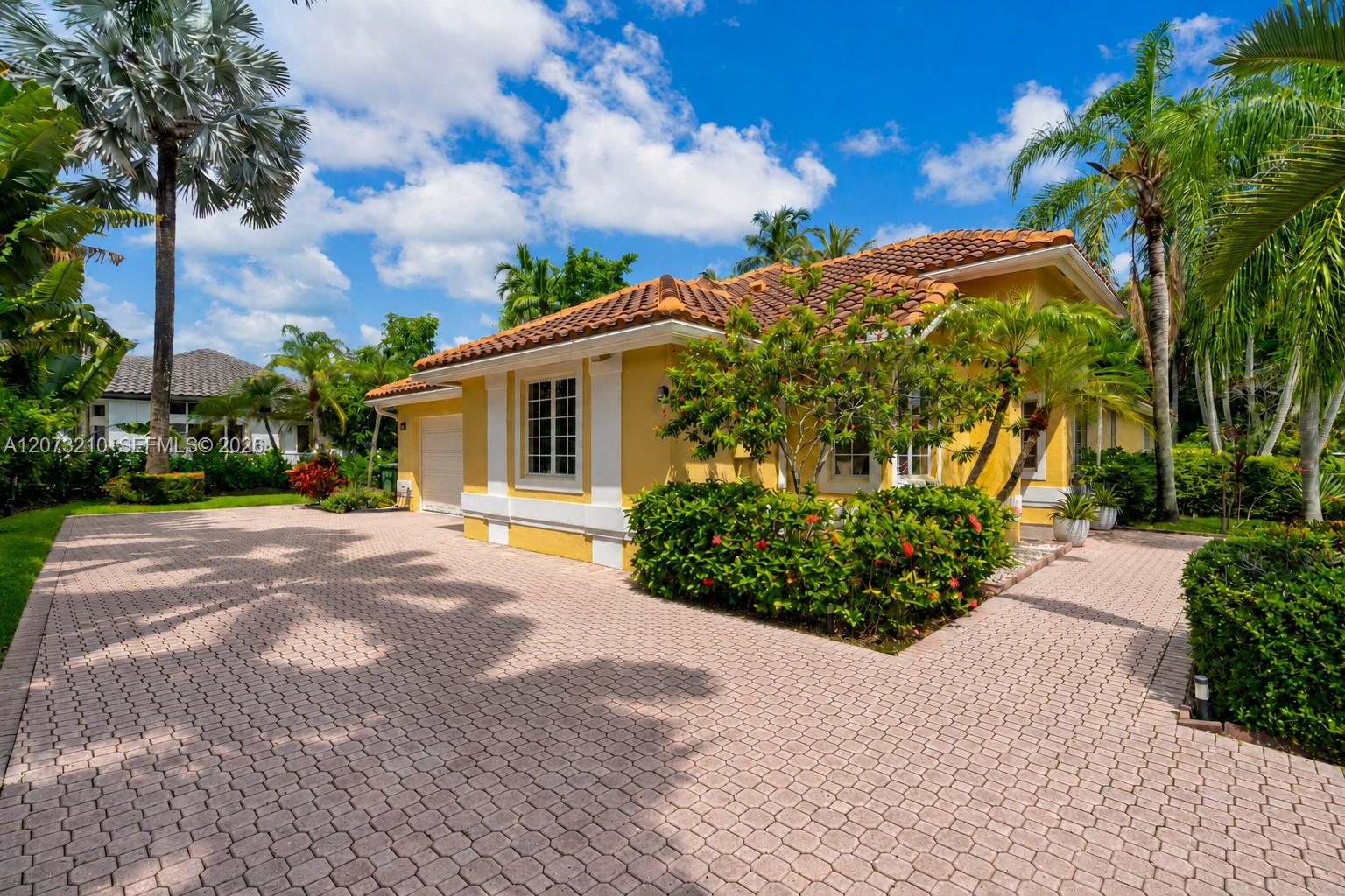 1090 SW 156th Ave