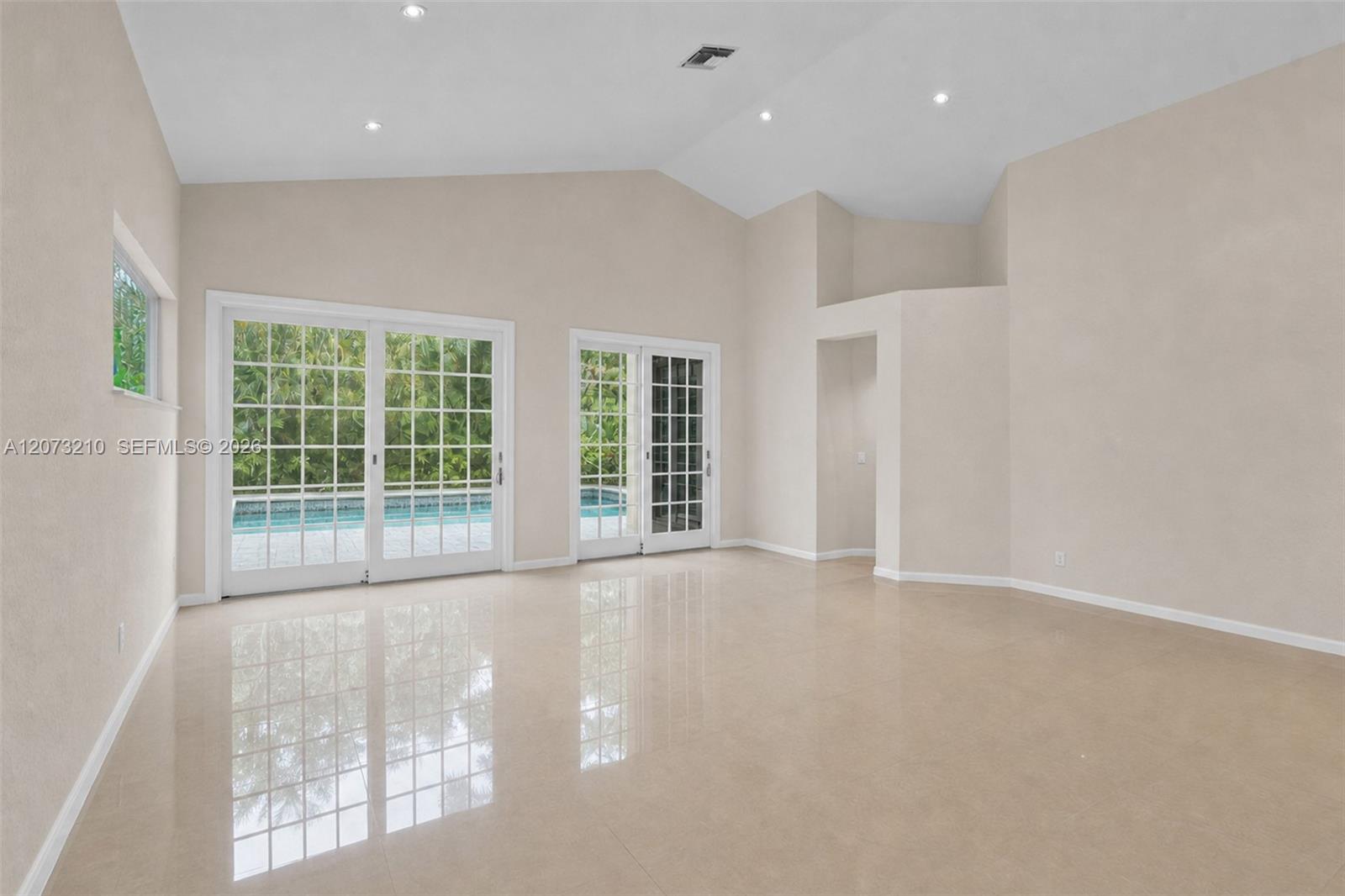1090 SW 156th Ave
