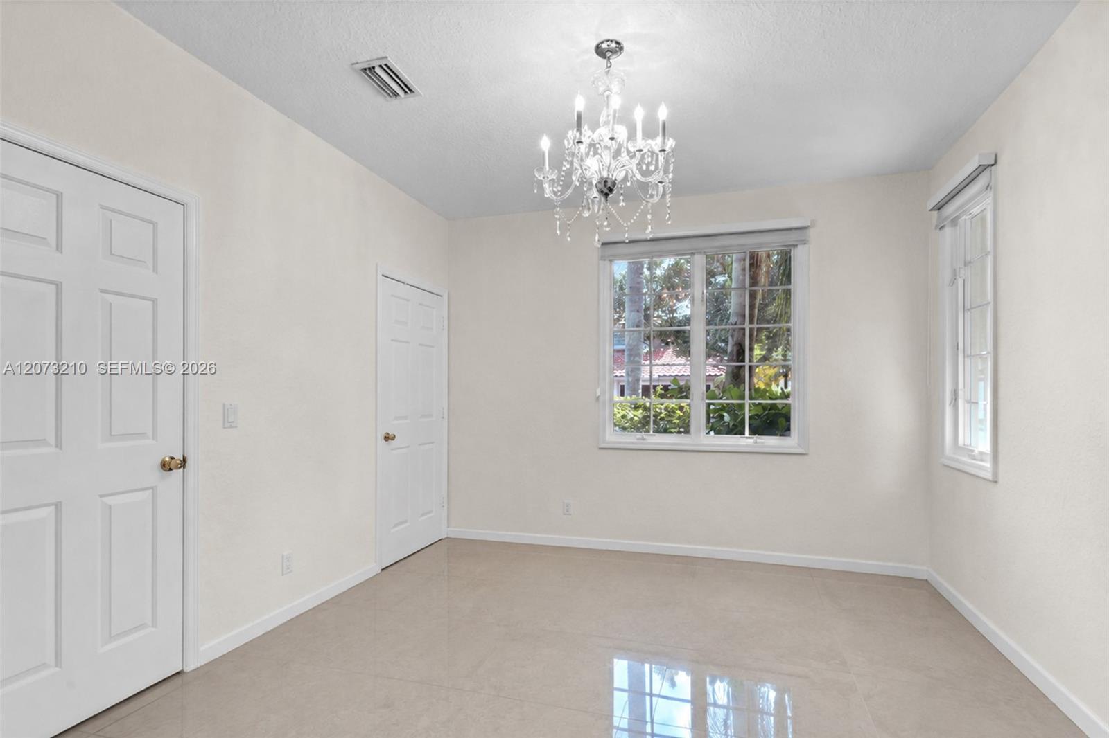 1090 SW 156th Ave