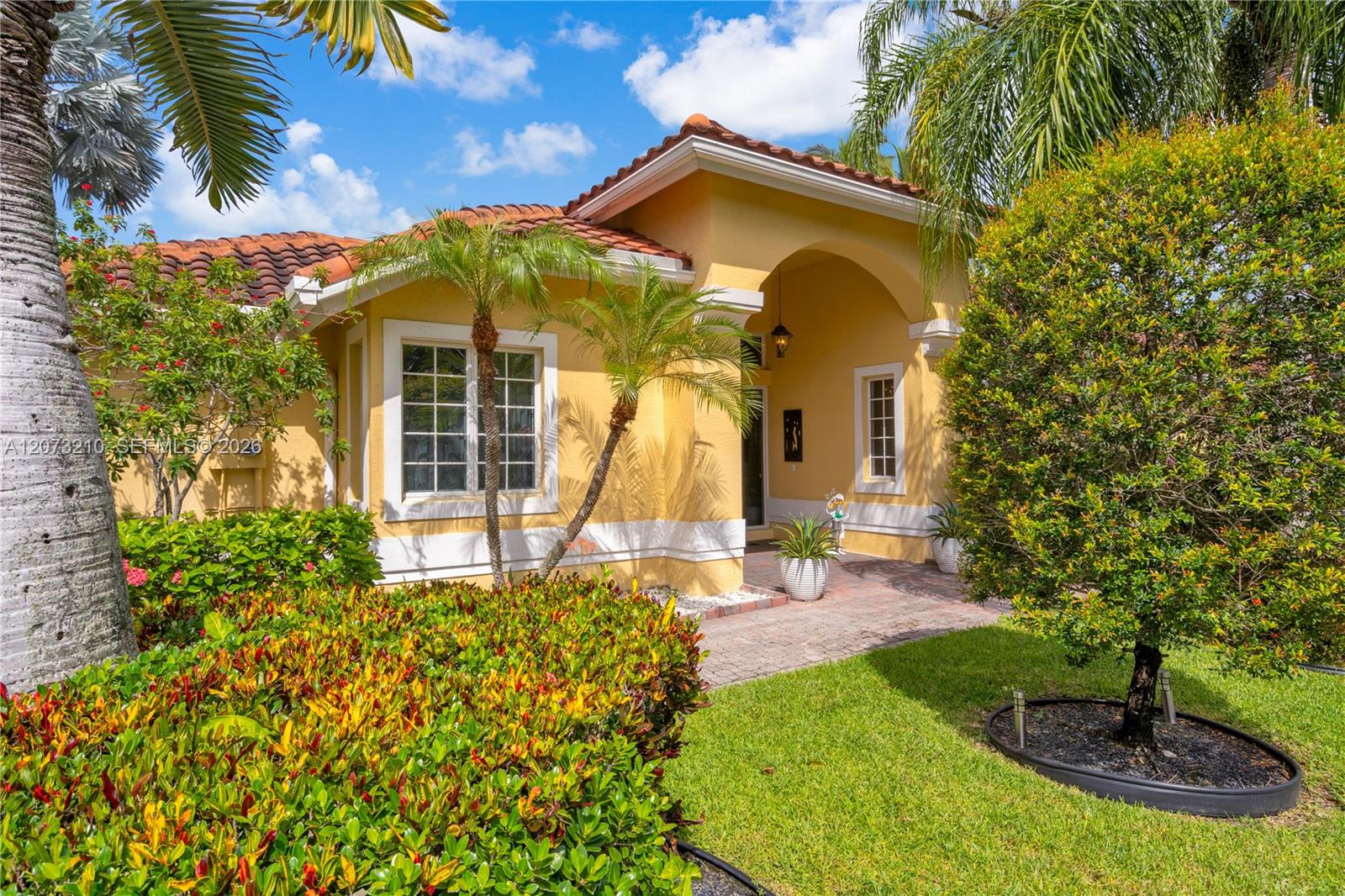 1090 SW 156th Ave