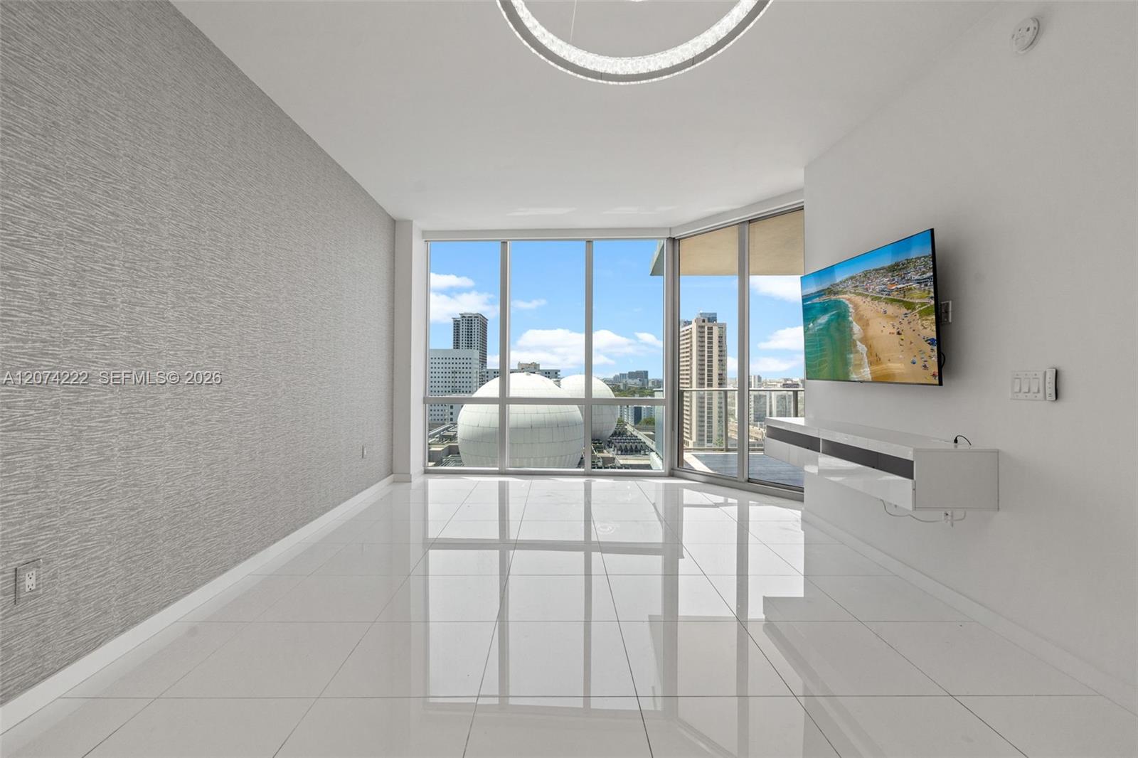851 NE 1st Ave # 1506