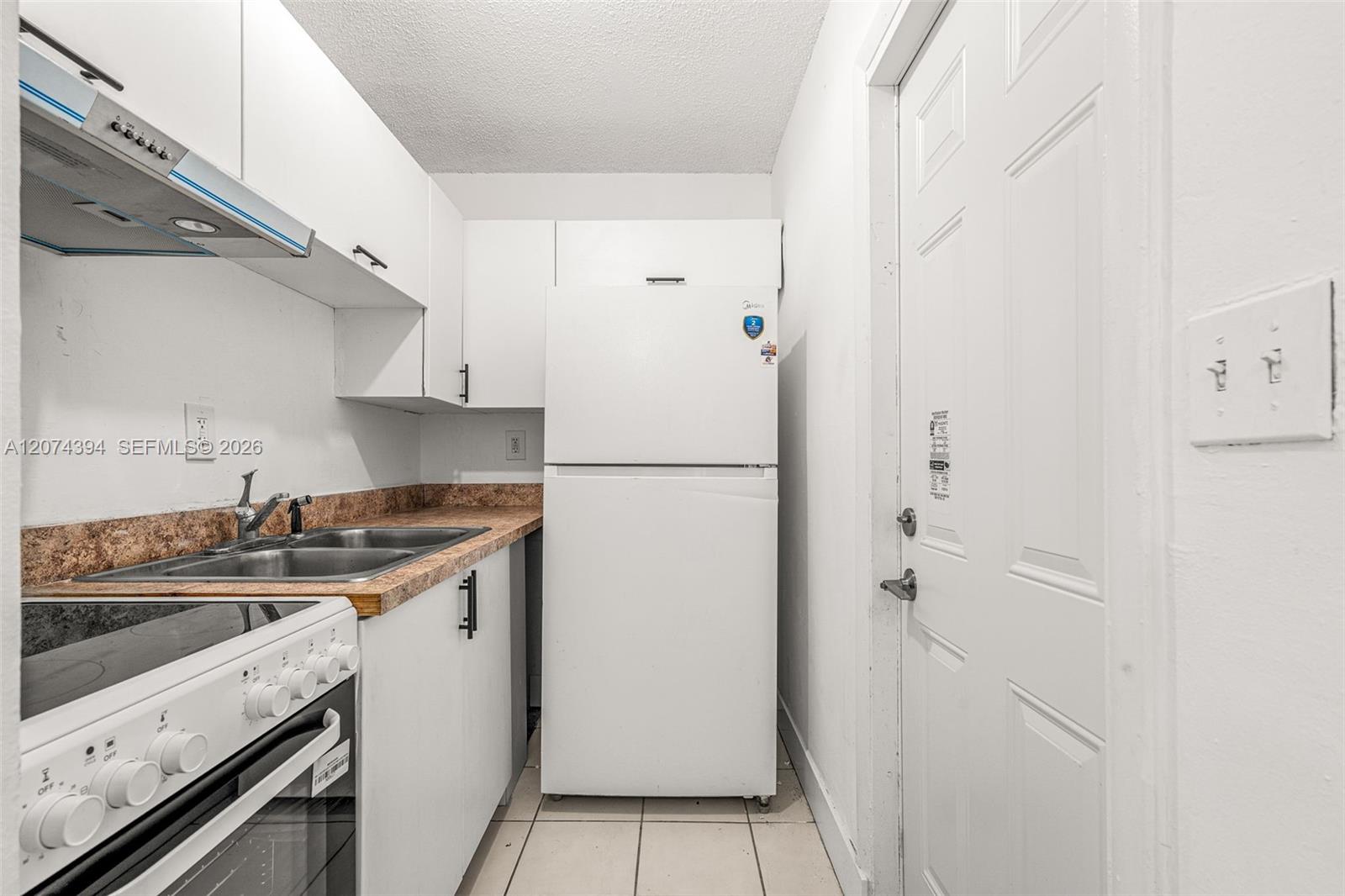 1020 NW 6th Ave # 2 Unit: 1-2