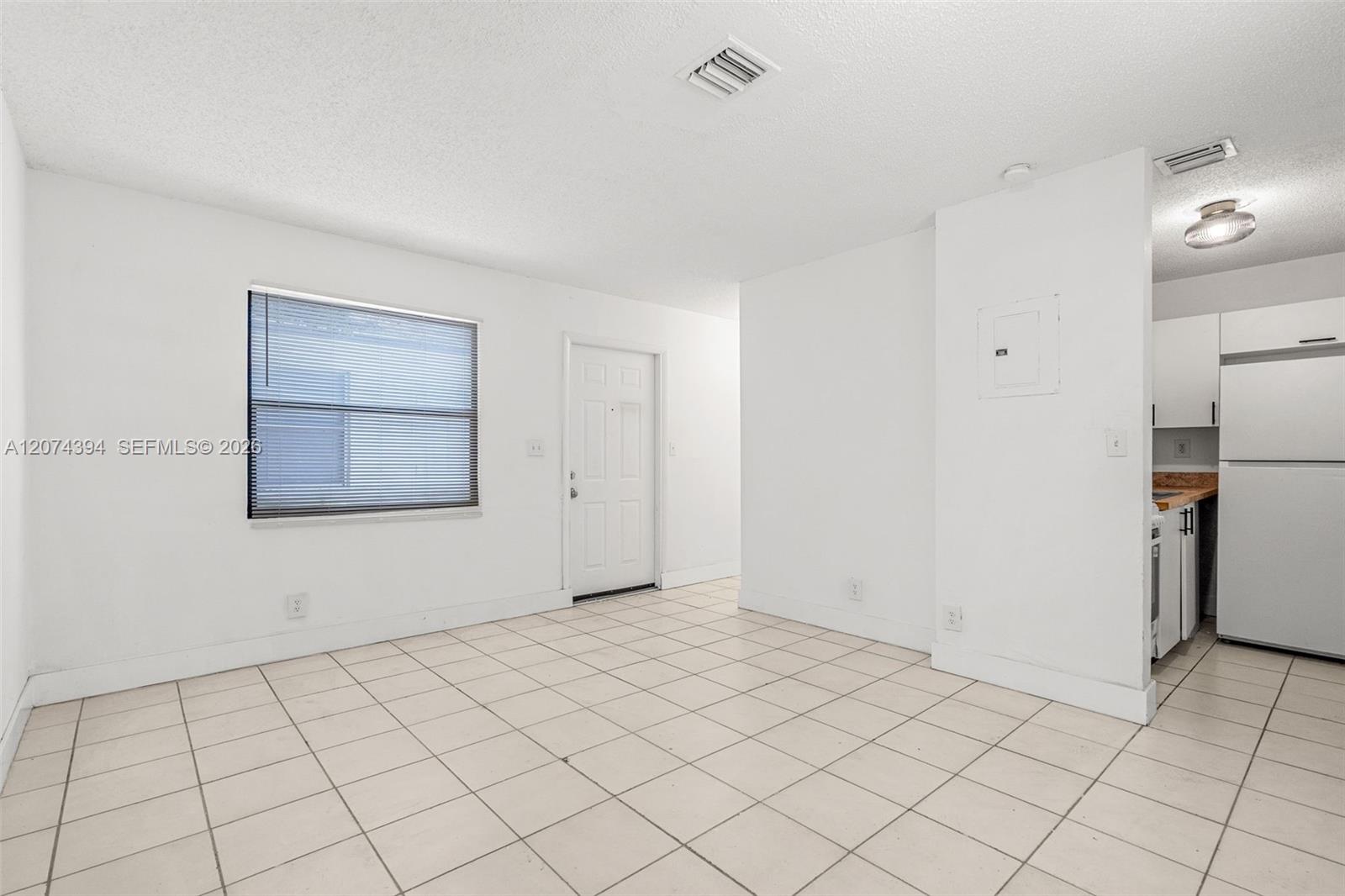 1020 NW 6th Ave # 2 Unit: 1-2