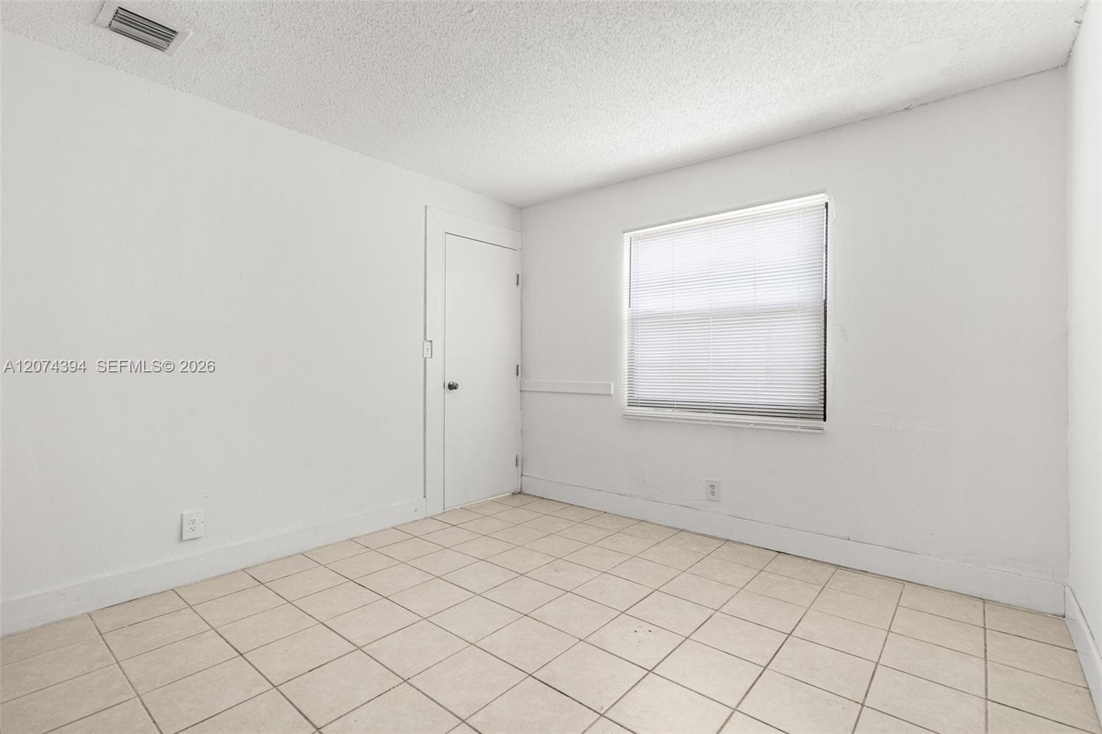 1020 NW 6th Ave # 2 Unit: 1-2