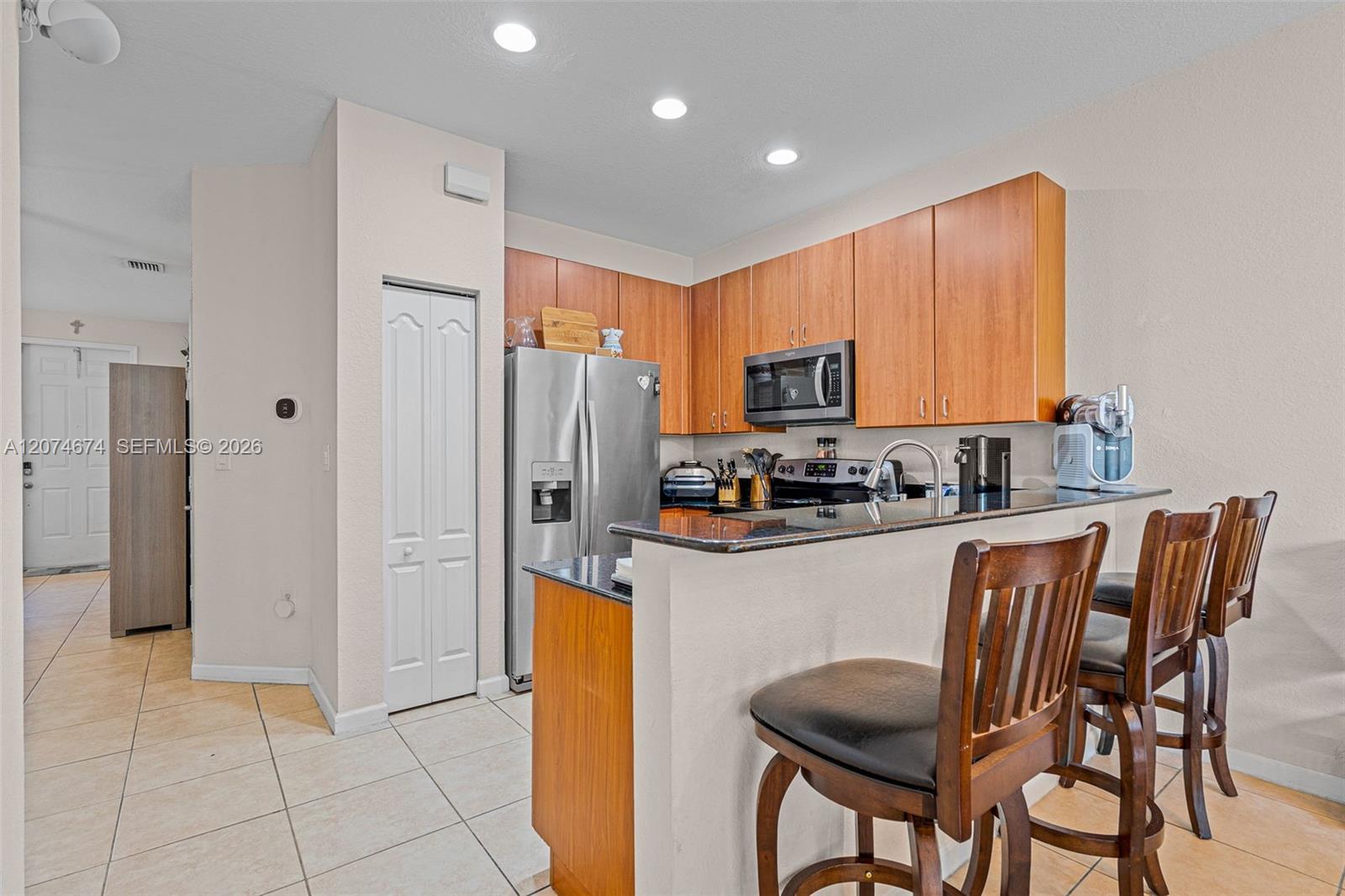 1034 NE 30th Ave